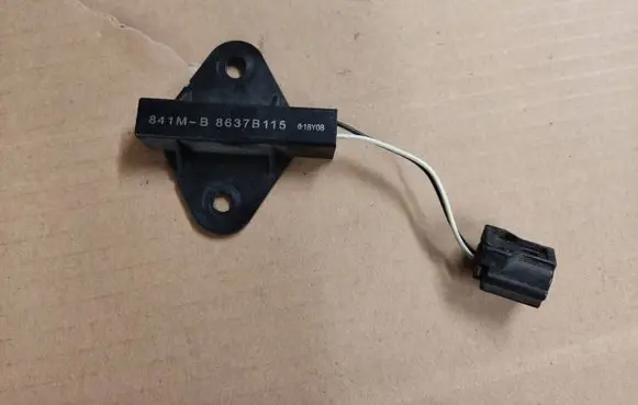 Mitsubishi Outlander Aerial antenna amplifier 8637B115 841MB 18Y08