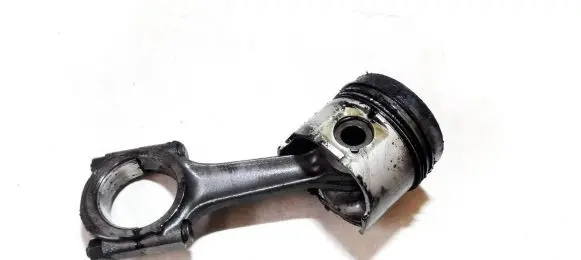 Peugeot Partner Piston with connecting rod