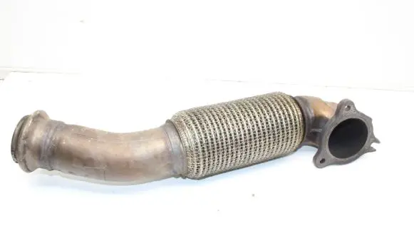 Infiniti Q30 Air intake hose/pipe