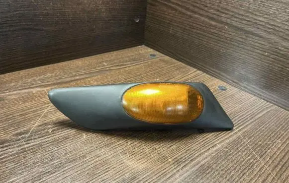 Iveco Daily 3rd gen Front fender indicator light 500322577