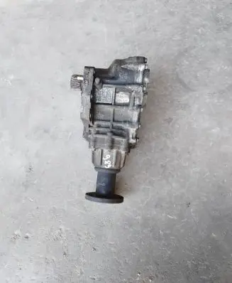 Gearbox transfer box case