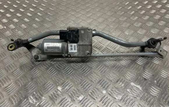 Audi A5 8T 8F Front wiper linkage and motor 8K1955119 8F1955119