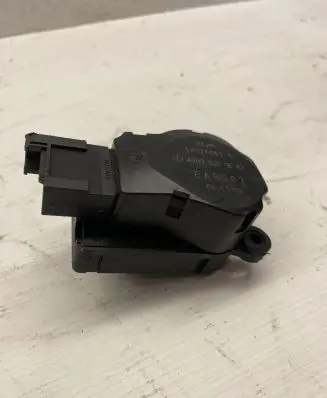 A/C air flow flap actuator/motor