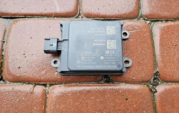 Distronic sensor radar