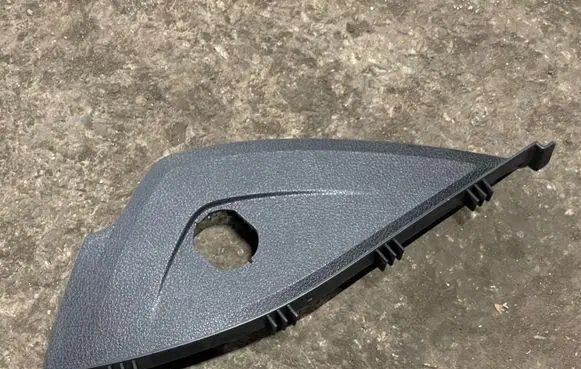 BMW 4 F32 F33 Dashboard side end trim 9218553 17397510