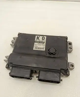 Suzuki Swift I Engine control unit/module 3392062J0 062J0 230383J