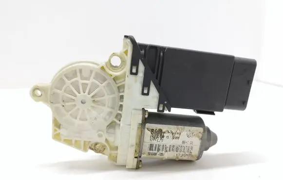Seat Toledo II (1M) Front door window regulator motor 9776101432203 F005S00051 101480202