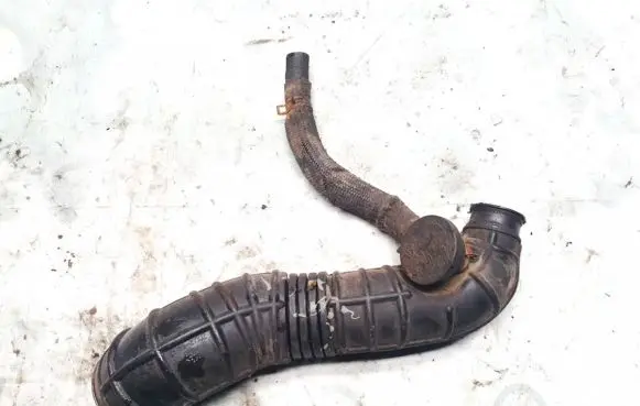 Hyundai Trajet Air intake hose/pipe 2813927102 28139-27102