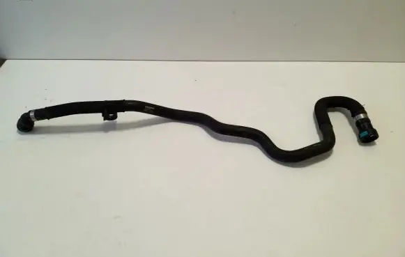 Volvo XC60 Engine coolant pipe/hose 32249413