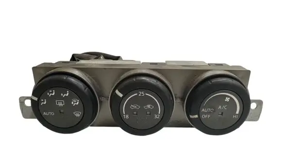 Nissan X-Trail T30 Climate control unit 27500EQ410 A0200018A04002 4J20