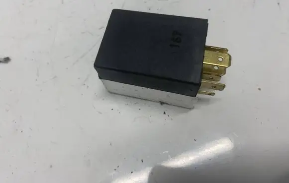 Opel Astra F Other relay 90069864