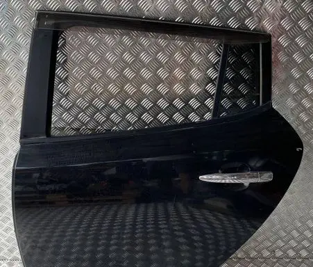 Nissan Leaf I (ZE0) Rear door SUDU8867189
