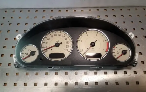 Chrysler Grand Voyager IV Speedometer (instrument cluster) P05082826AG R826AG