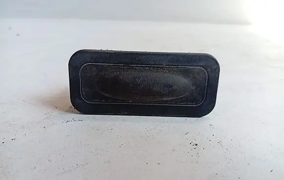 Renault Megane II Tailgate opening switch 8200076256 88000001