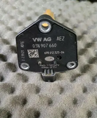 Volkswagen Multivan T6 Oil level sensor 03N907660