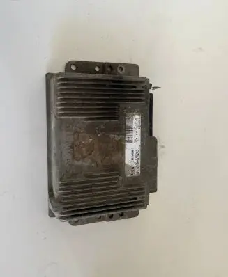 Renault Scenic I Engine control unit/module 7700875745 S115300121B 7700111772