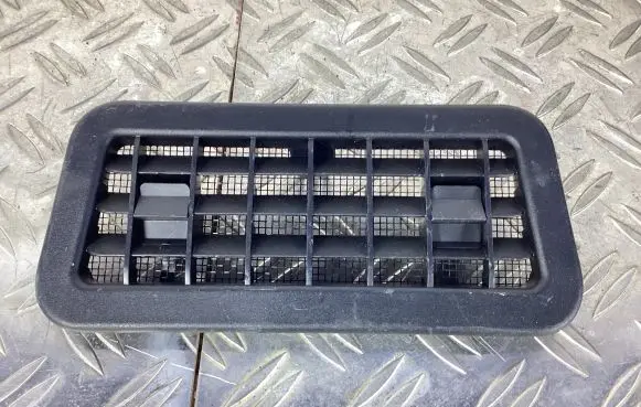Lexus RX 450H Quarter panel pressure vent 6365548050
