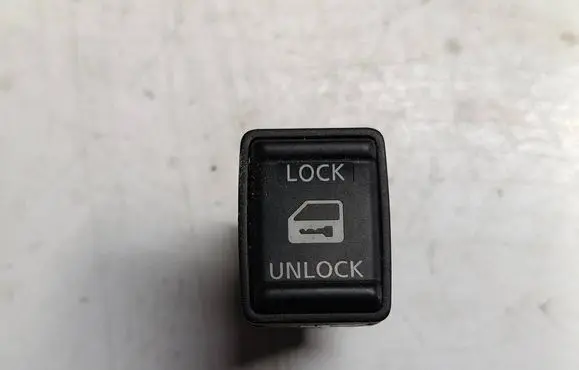 Nissan Note (E12) Electric sliding door switch 