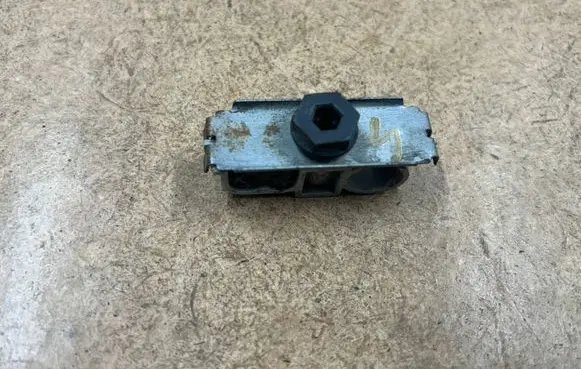 BMW 3 E46 Fuel line pipe 16136753249 6753249 34306773697