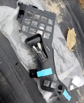 Mercedes-Benz A W176 Front bumper mounting bracket a1178856400