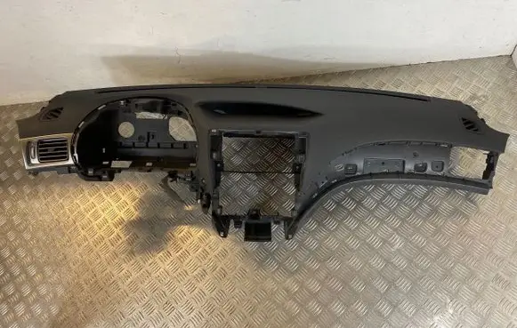 Subaru Forester SH Dashboard C090821D0630 8002112291