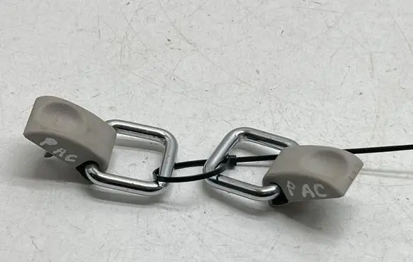 Chrysler Pacifica Other trunk/boot trim element MT1886