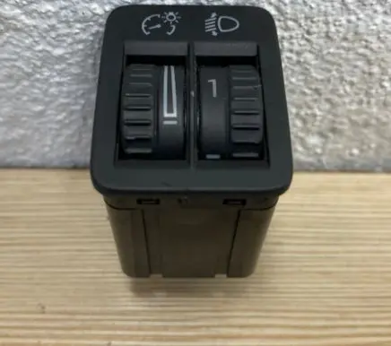 Volkswagen PASSAT B6 Headlight level height control switch 3C0941333