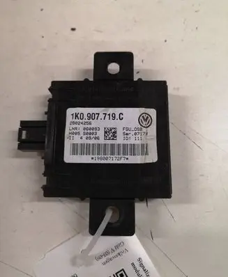 Volkswagen Golf V Alarm control unit/module 1K0907719 28024256