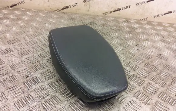 Nissan Juke II F16 Armrest 