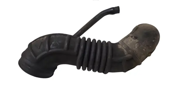 KIA Sorento Air intake hose/pipe 281303E710