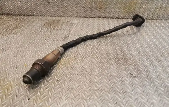 Mercedes-Benz B W245 Lambda probe sensor 0045420718