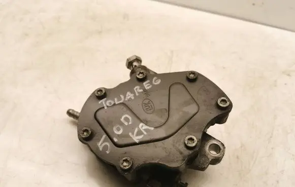 Vacuum pump