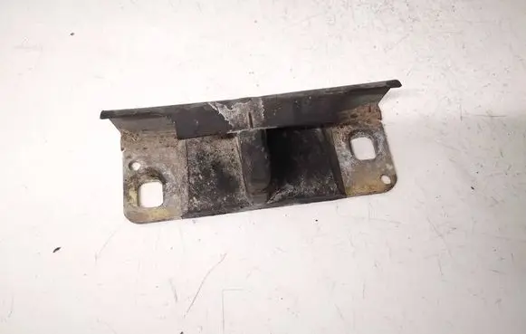 Audi A4 S4 B5 8D Rear door lock loop/hook striker 