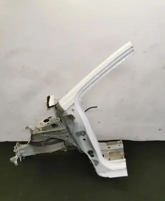 Toyota Yaris Front quarter panel 