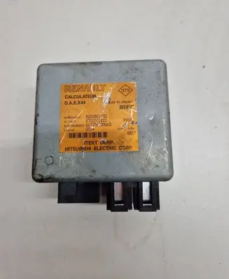 Renault Twingo II Power steering control unit/module 8200804430 6700001821