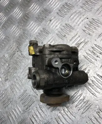 Seat Alhambra (Mk1) Power steering pump 7M0145157AA