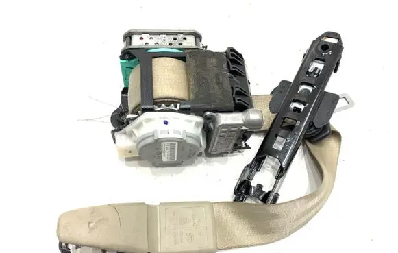 Audi A4 S4 B8 8K Front seatbelt 3066322