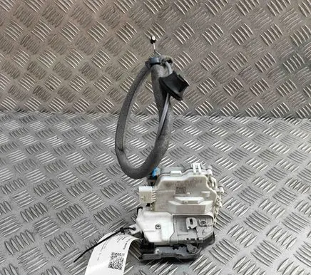 Audi TT TTS RS Mk3 8S Front door lock 8X2837015B