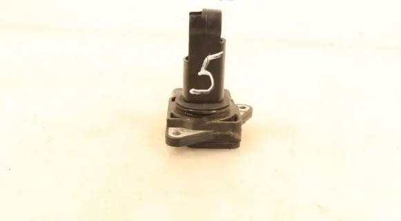 Mazda 6 Mass air flow meter 00LT42