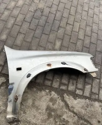 Opel Frontera B Fender