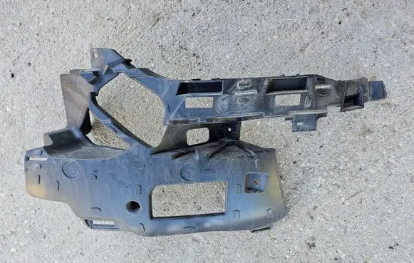 DS Automobiles 5 Fog light bracket 9809173980