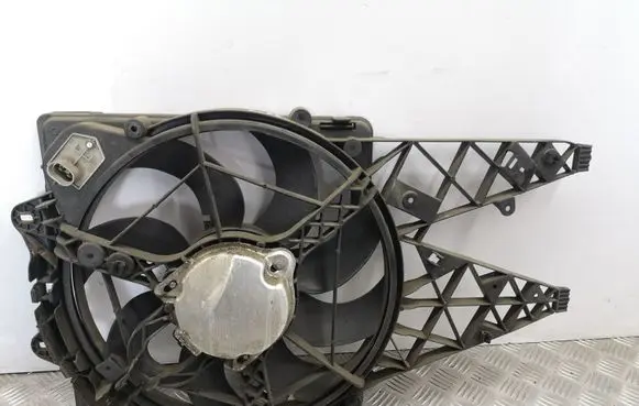 Alfa Romeo Giulietta Electric radiator cooling fan