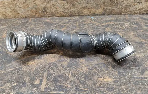 Mercedes-Benz C W203 Intercooler hose/pipe A2035280782