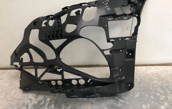 Mercedes-Benz E W214 Front bumper mounting bracket A2148850400BILI A2148850400