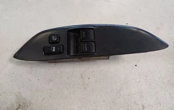 Toyota Yaris Electric window control switch