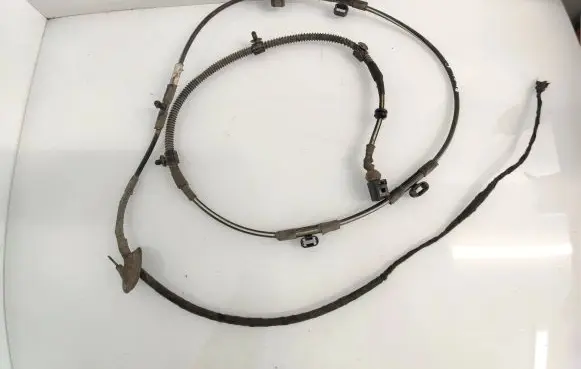Volkswagen Transporter - Caravelle T5 Rear ABS sensor wiring 