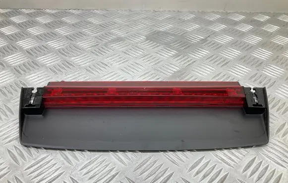 Audi A4 S4 B9 Third/center stoplight 8W5945097
