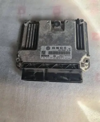 Volkswagen Golf V Engine control unit/module 03G906021KS 1039S15974 02810132335