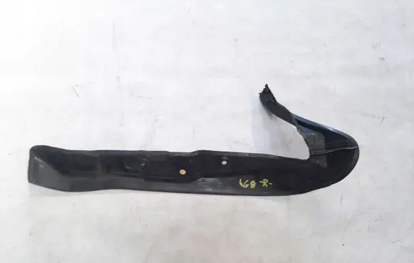 Audi A7 S7 4K8 Fender foam support/seal 4G821112A