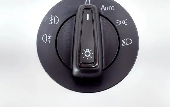 Skoda Octavia Mk3 (5E) Light switch 5E0941431D